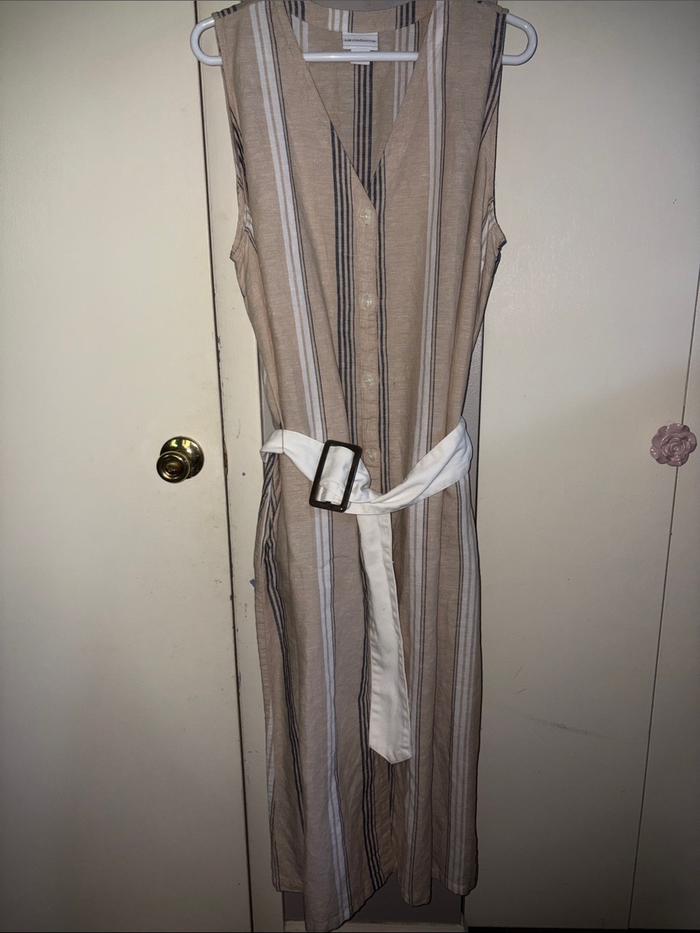 Liz Claiborne Sleeveless Striped Maxi Dress in Beige, White and navy blue